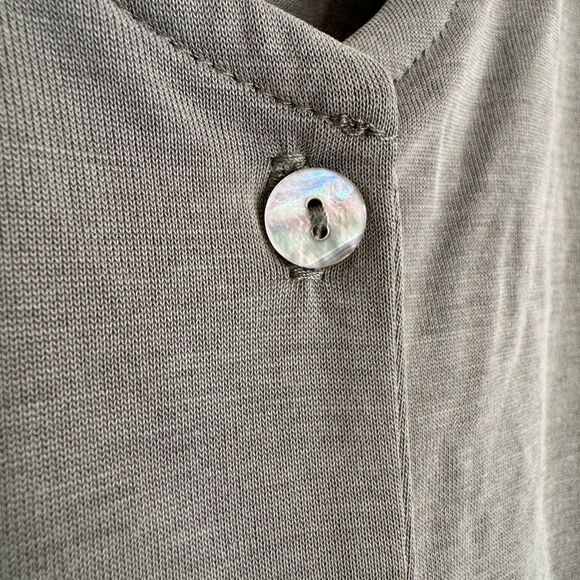 SALE! Olive Green Envelope Button Down Tie Top Size L EUC - Picture 5 of 6